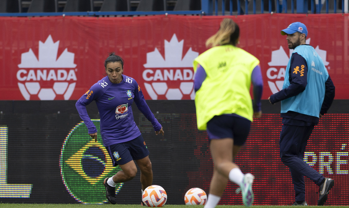 Com Arthur Elias no comando, seleção feminina pega Canadá neste sábado; Marta pode estar entre titulares