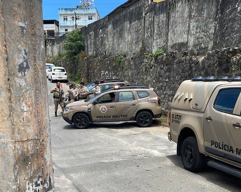 Corpo de homem é encontrado dentro de saco no bairro da Caixa D'Água; já é o 9º caso em Salvador no ano