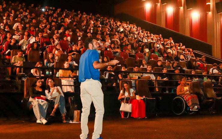 'Cine aulão' para o segundo dia do Enem acontece neste sábado (11), em Salvador