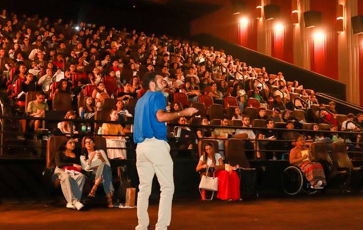 'Missão Enem': projeto terá revisão de matemática e ciências da natureza em cinema neste sábado (11)