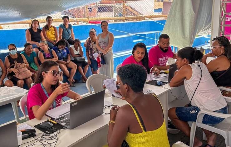 Moradores de São Caetano recebem atendimentos do programa 'Saúde nos Bairros'