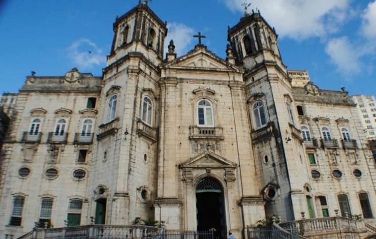 Devotos iniciam homenagens à Padroeira do Estado da Bahia