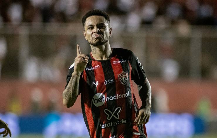 Vitória adia acesso à Série A após empate em casa com o Vila Nova