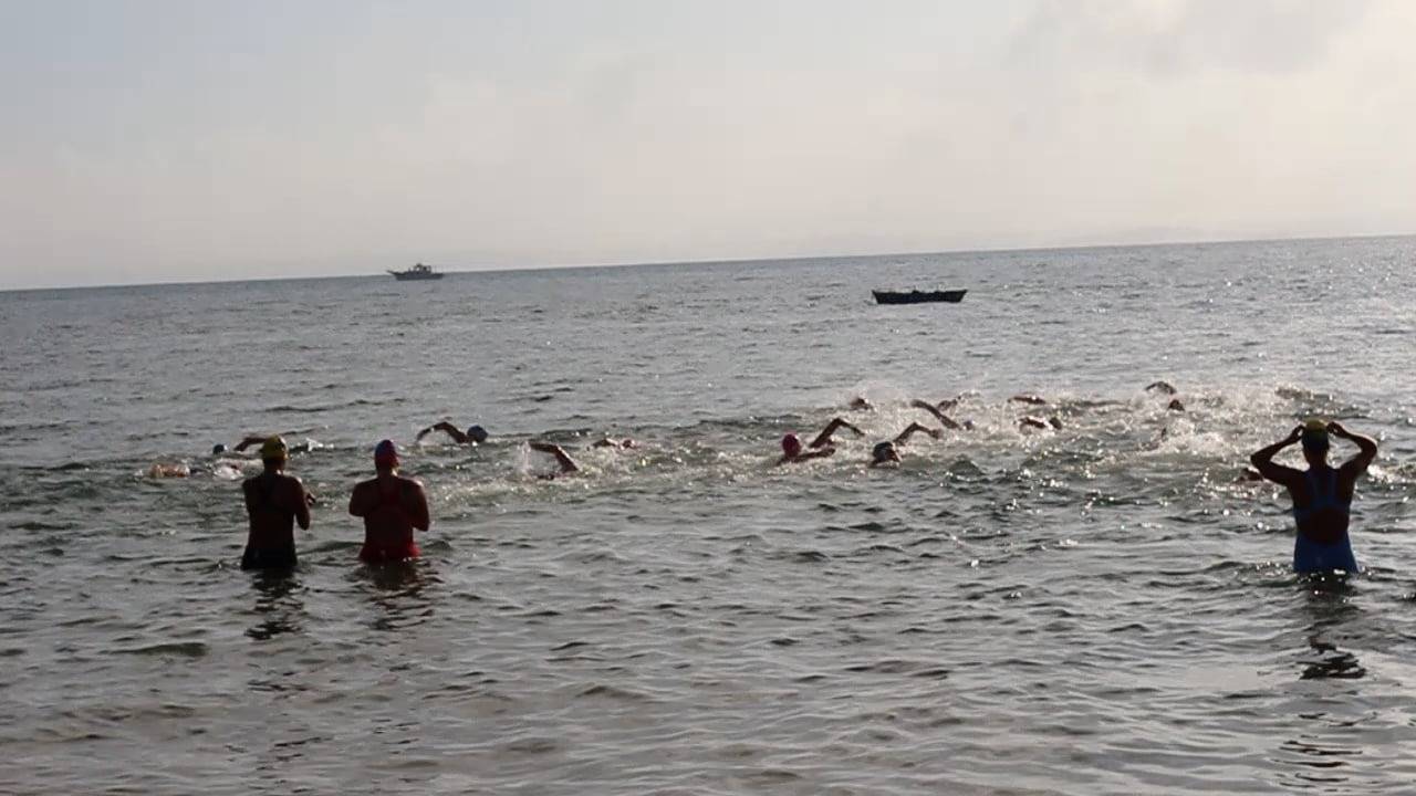 Travessia Itaparica-Salvador fecha a temporada de competições aquáticas na Bahia