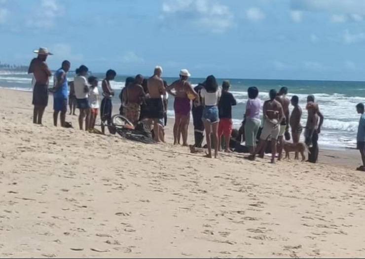 Adolescente de 15 anos morre vítima de afogamento na Praia de Arembepe