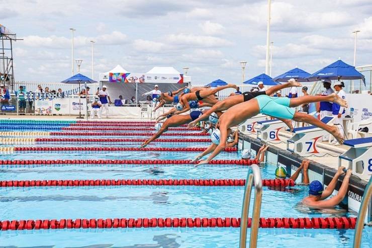 Quer fazer hidroginástica ou natação de graça? Saiba como concorrer a uma vaga da Arena Aquática Salvador