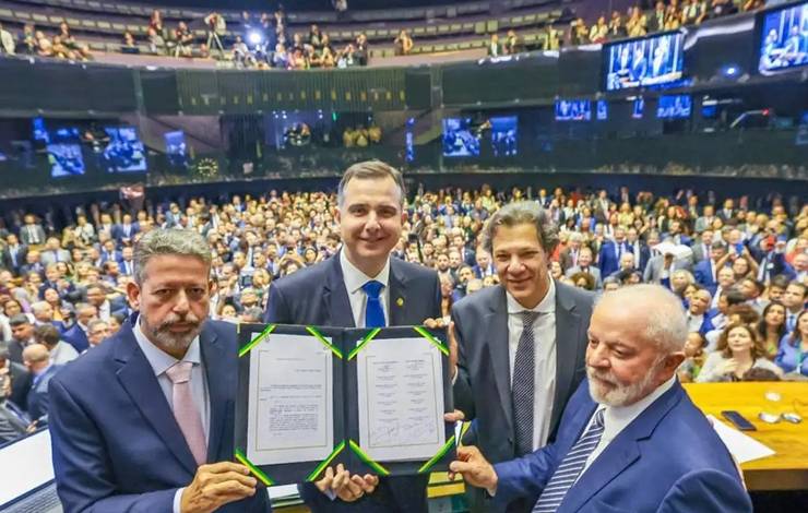 Congresso aprova nova reforma tributária nesta quarta-feira (20); saiba mais