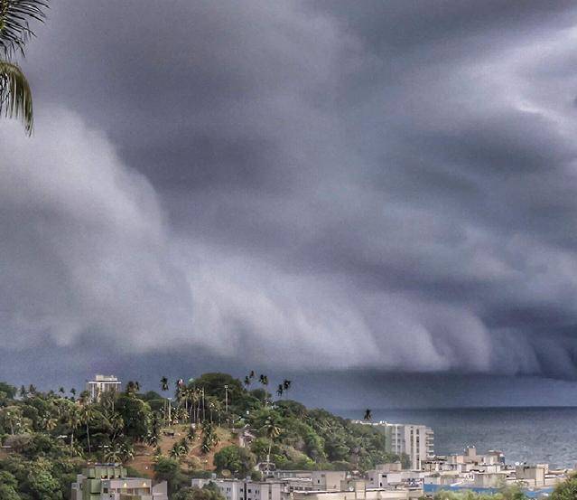 Sábado será de chuva em Salvador e Codesal alerta para risco de alagamento e deslizamentos