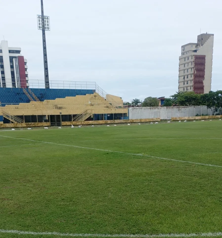 Prefeitura de Ilhéus interdita estádio Mário Pessoa, mas volta atrás e mantém partidas