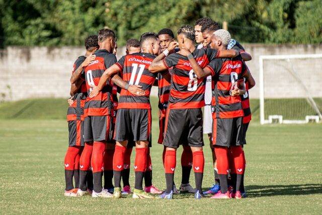 Vitória faz último treino antes de estreia na Copa São Paulo de Futebol Júnior