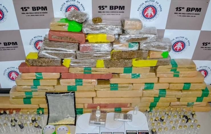 Policiais encontram 53 quilos de maconha em imóvel no município de Itabuna