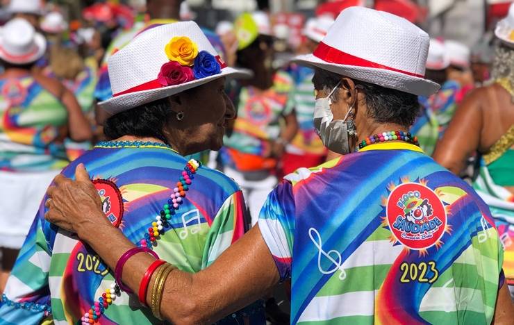 Bloco da Saudade faz homenagem às mulheres sambistas no Carnaval 2024