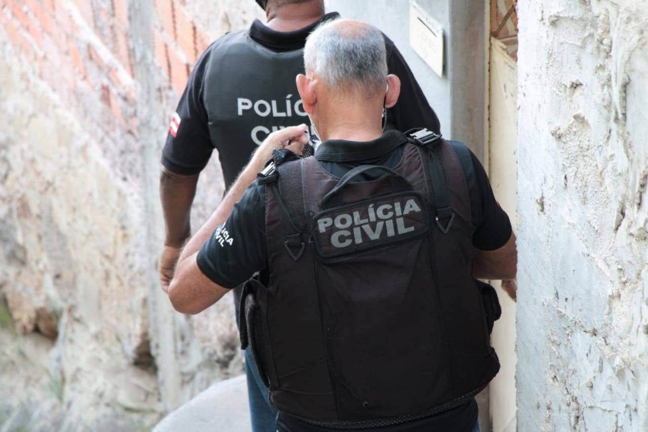 Polícia Civil desarticula esquema de 'delivery de drogas' em Salvador