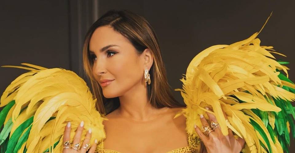 Cláudia Leitte expulsa fãs em show do 'Ensaio da Anitta'