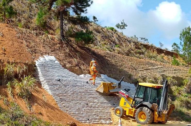 Estrada do Coco e Linha Verde passam por serviços de manutenção até esta sexta-feira (26)