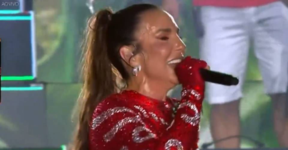 'Tem que se curvar, respeitar e se aliar', diz Ivete Sangalo sobre povo negro