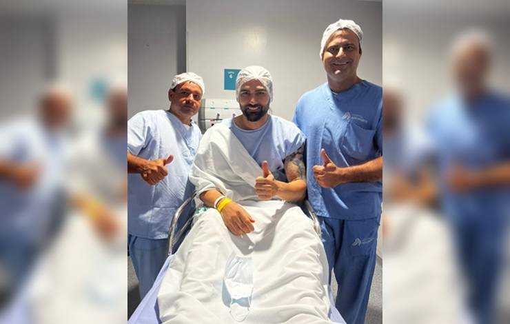 Jogador Léo Gamalho passa por cirurgia no joelho