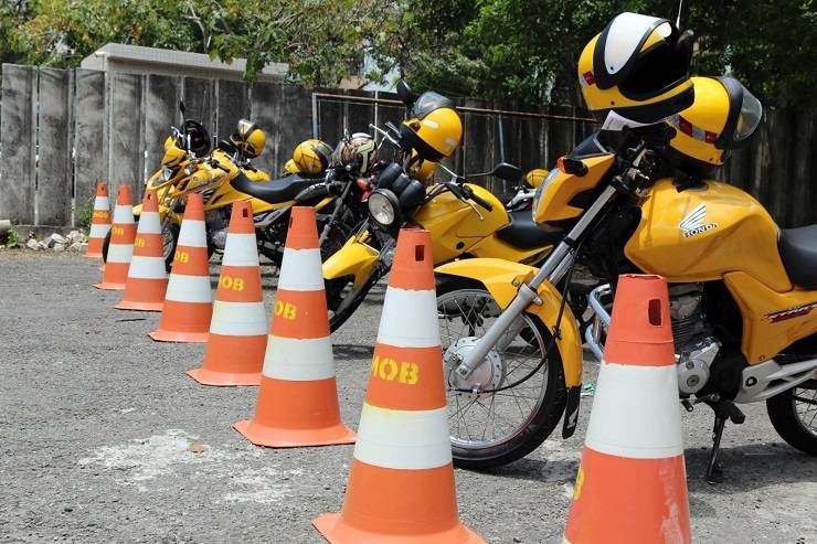 Mototaxistas de Salvador são convocados para realização de vistorias obrigatórias