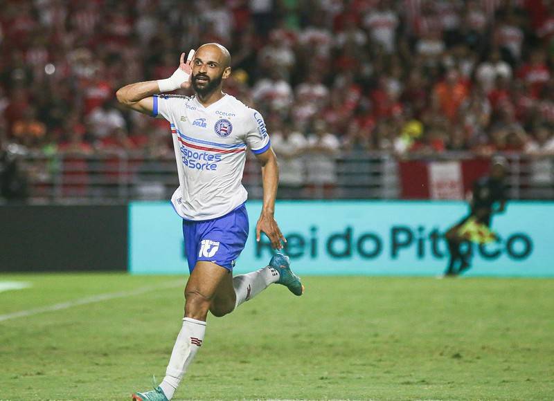 Bahia vence CRB por 1 a 0 e retoma a liderança isolada do Grupo B da Copa do Nordeste