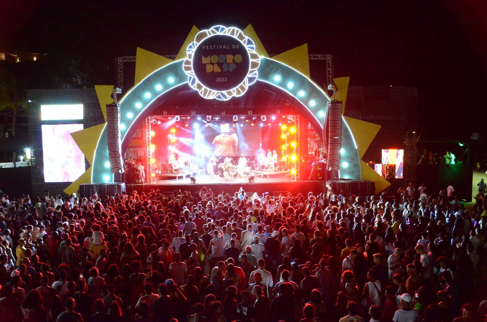 Festival reúne Luiz Caldas, Jau e Filhos de Jorge em Morro de São Paulo neste fim de semana