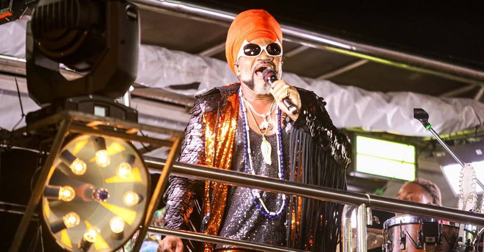 Carlinhos Brown ganha série documental com 4 episódios sobre carreira profissional