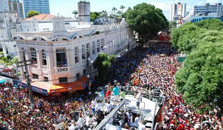 Vai curtir no Campo Grande? Veja atrações do Circuito Osmar para esta segunda (12/2)