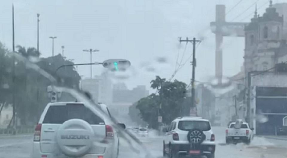 Chuva continua em Salvador e em várias regiões da Bahia ao longo da semana