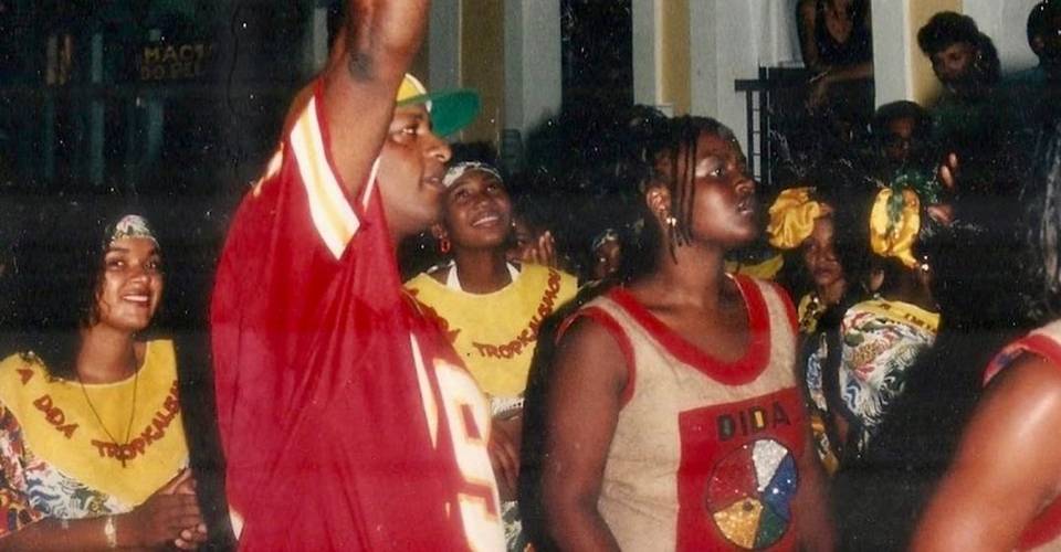 Banda Didá comemora 30 anos e homenageia Neguinho do Samba; veja como participar de desfile do grupo