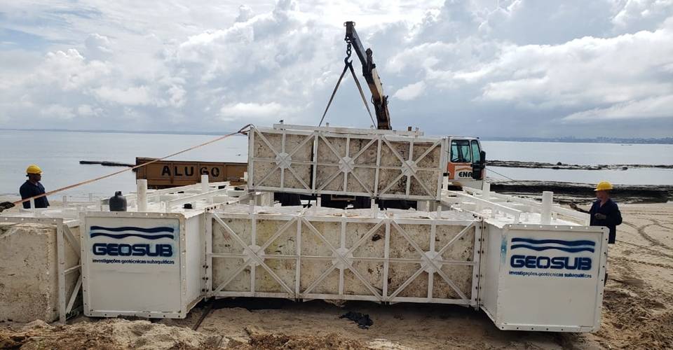 Plataforma para sondagem da ponte Salvador-Itaparica começa a ser montada em Vera Cruz