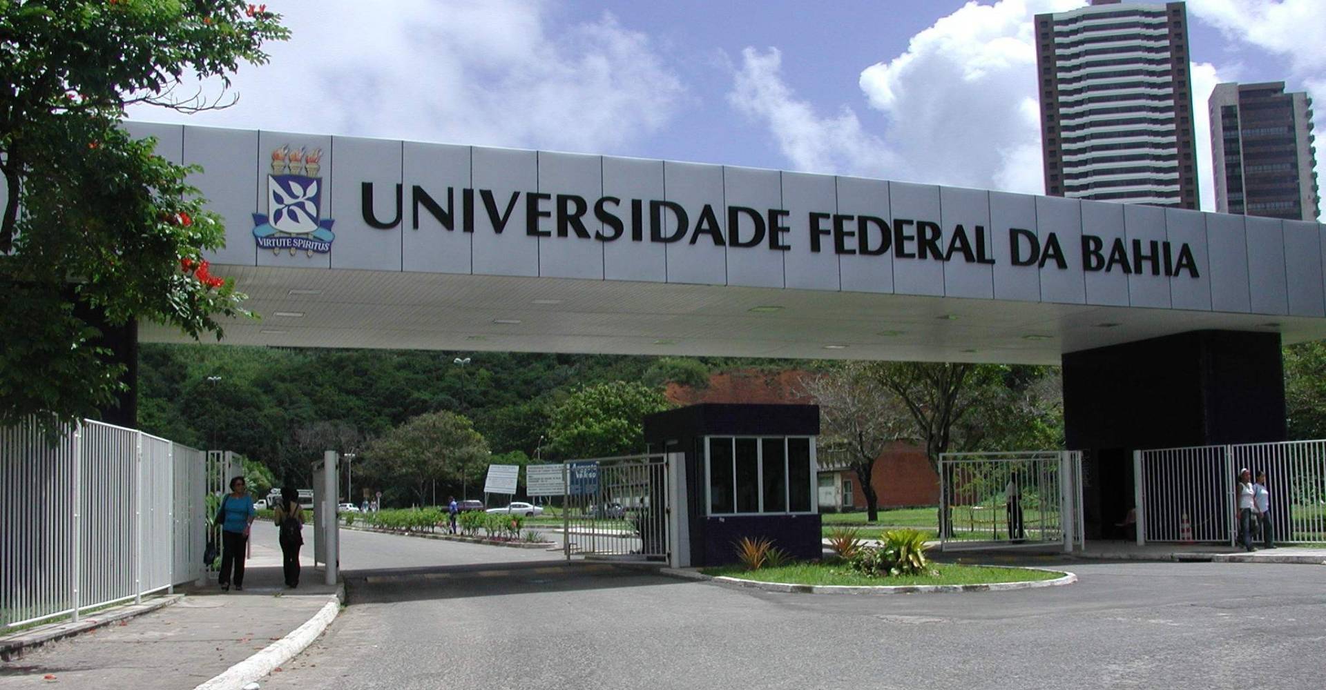 Corte de verbas na Ufba gera debate entre vereadores em Salvador