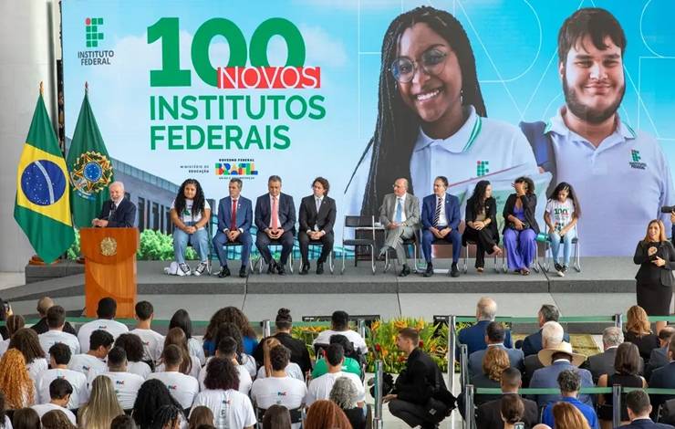 Governo expandirá rede federal de ensino, com 100 novos campi