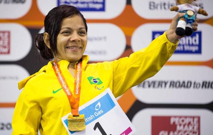 Nadadora e medalhista paralímpica Joana Neves morre aos 37 anos