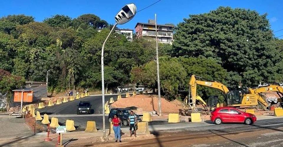 Retorno da Av. Juracy Magalhães é fechado e novo trecho deve ser liberado domingo (17)