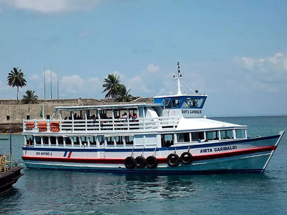 Travessia Salvador-Mar Grande é suspensa devido ao mau tempo