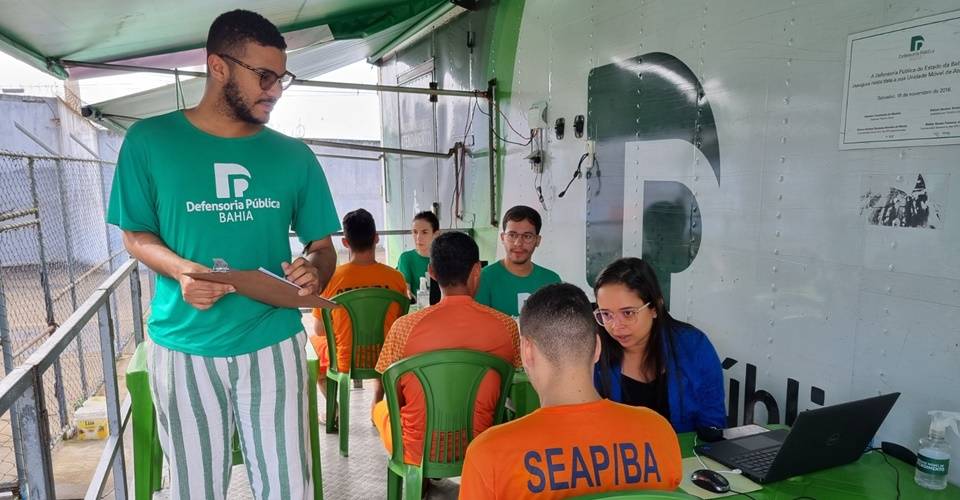 Presos na colônia penal de Castelo Branco recebem serviços jurídicos da Defensoria Pública