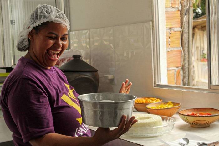 Projeto oferece 500 vagas para cursos gratuitos de culinária e empreendedorismo em Salvador; confira