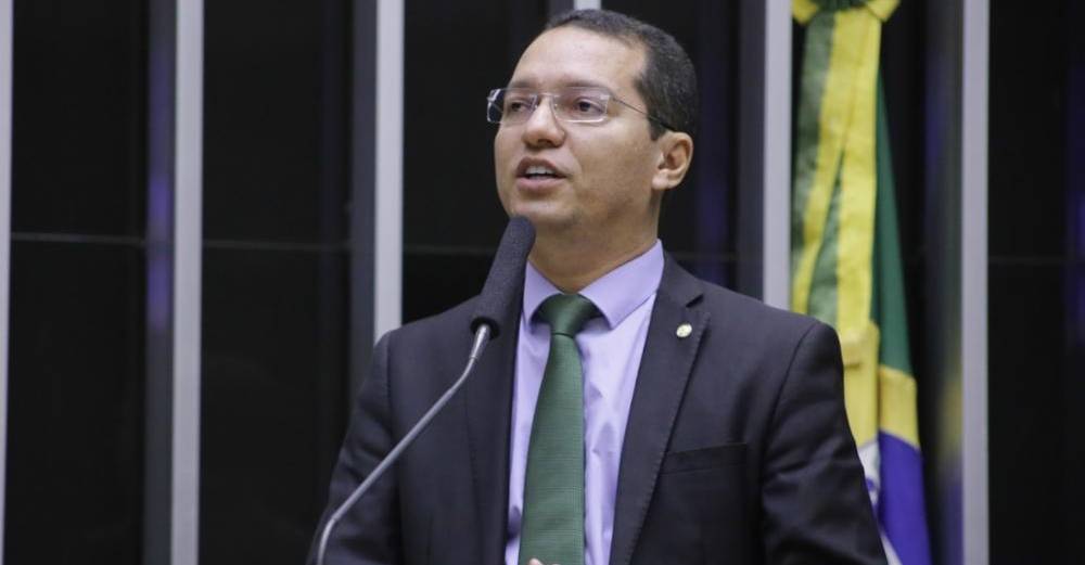 Com permanência de Jusmari no governo, Tito é pré-candidato de Jerônimo a prefeito de Barreiras