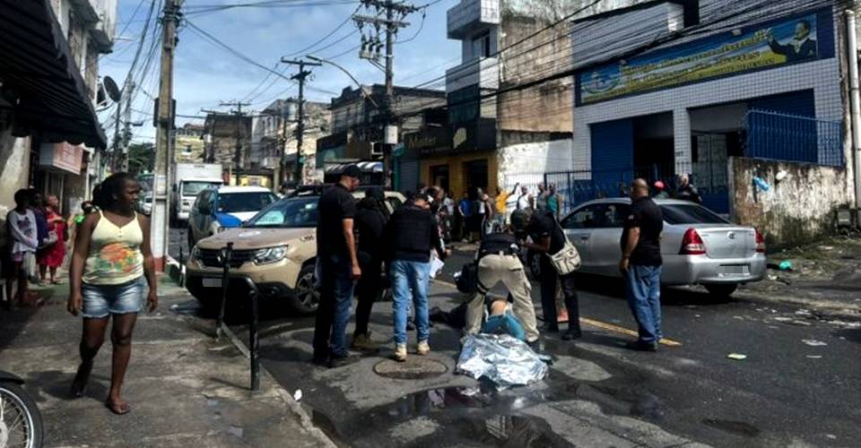 Ataque a tiros deixa uma pessoa morta e duas feridas no bairro do IAPI