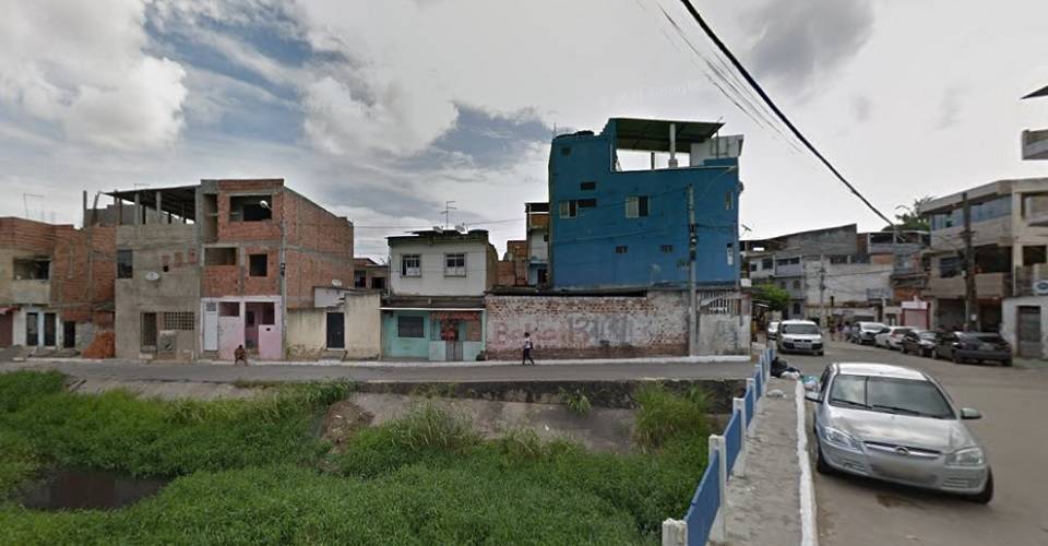 Adolescente de 16 anos é morto a tiros perto de sua residência no bairro de Periperi