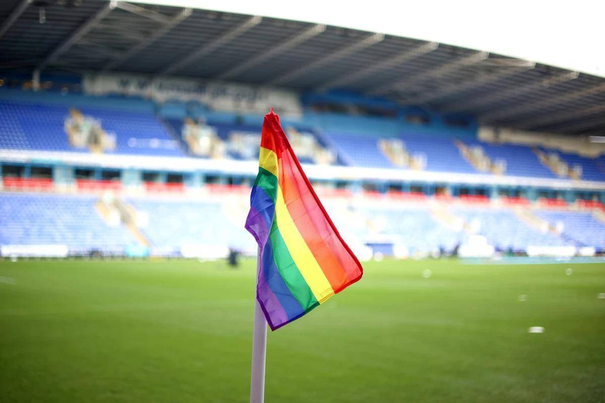 Evento gratuito sobre diversidade no futebol discutirá os desafios da comunidade LGBTQIA+ no esporte