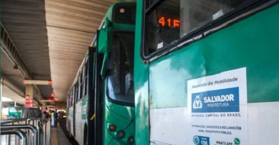 Após tiroteio, ônibus param de circular no Alto do Cruzeiro