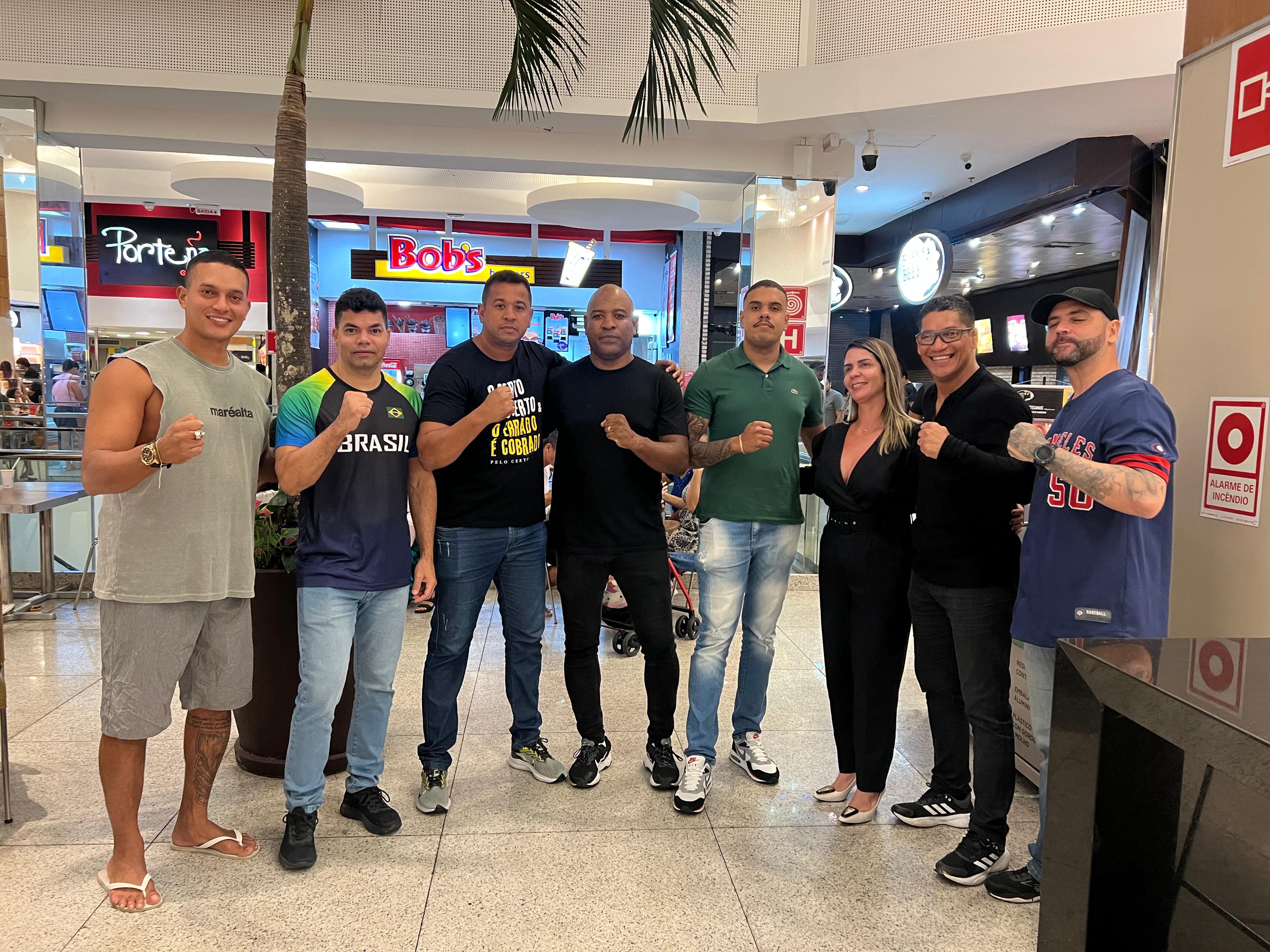 Sob bandeira de fortalecimento da segurança, policiais influenciadores se lançam na política da Bahia