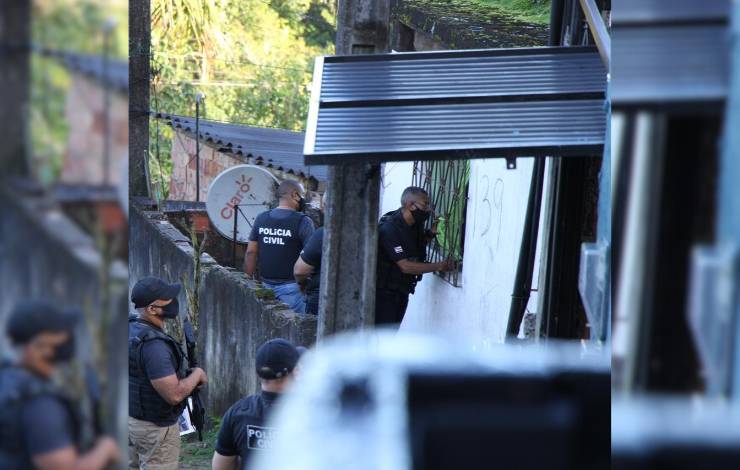 Dupla suspeita de violência doméstica e lesão corporal é presa no Subúrbio Ferroviário