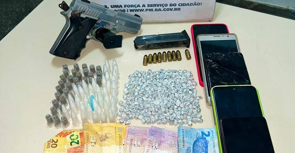 Suspeitos de tráfico de drogas, um homem e duas mulheres são presos em Dias D’Ávila