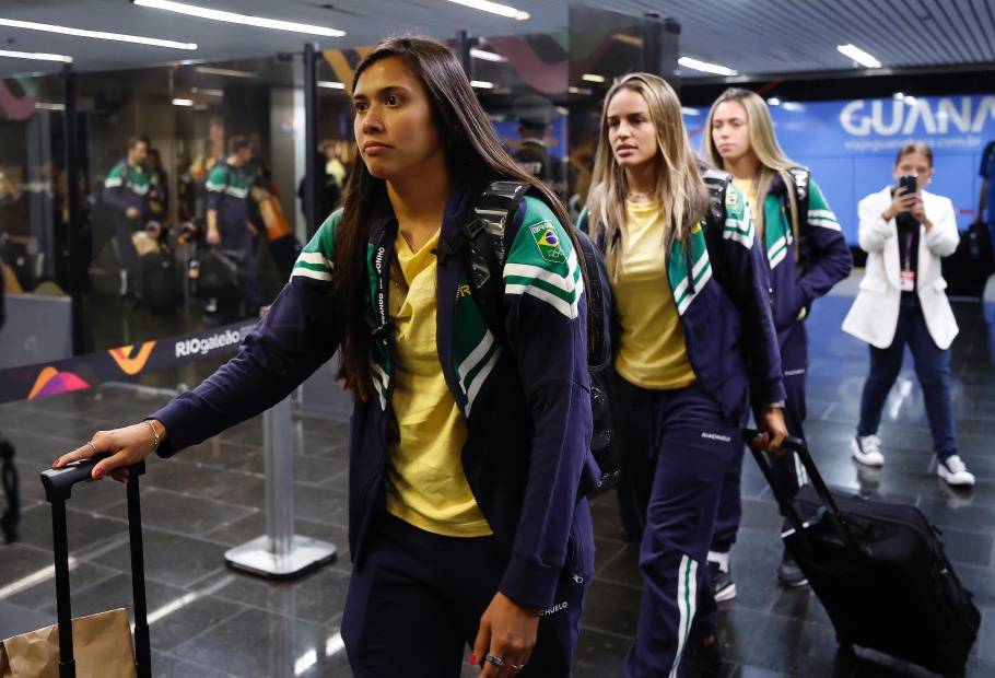 Seleção Brasileira Feminina Embarca para disputa dos Jogos Olímpicos