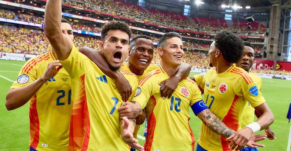 Com passe de James Rodríguez, Colômbia vence Uruguai e encara Argentina na final da Copa América