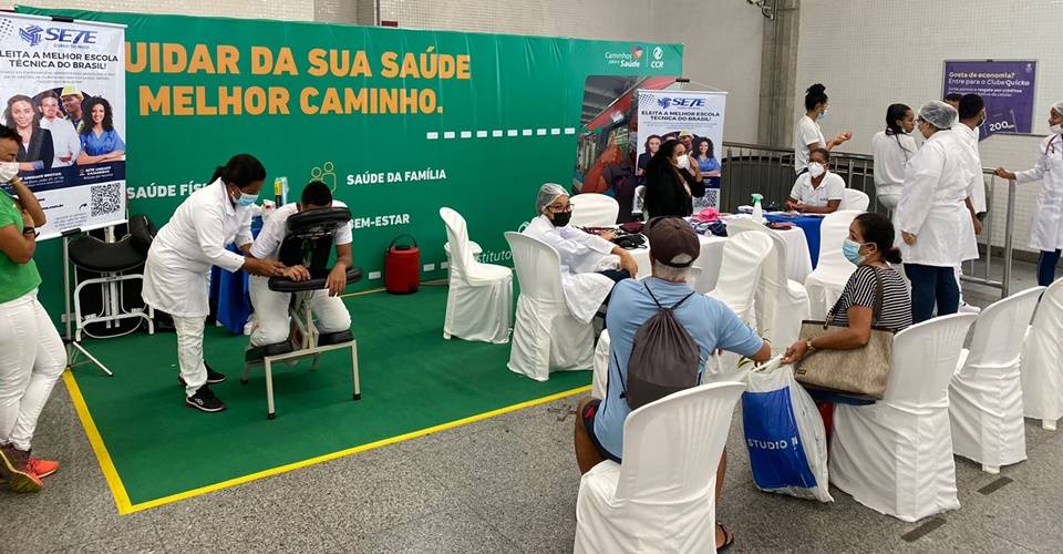 Estação Lapa do metrô oferece serviços de saúde e massagens até quinta-feira (25)