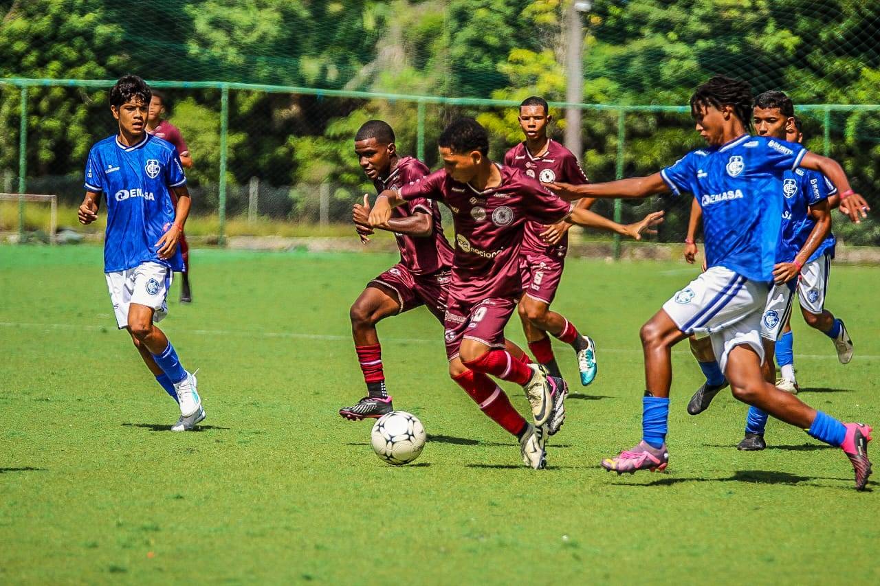 Goleadas marcam a segunda rodada da Copa 2 de Julho de futebol sub-15