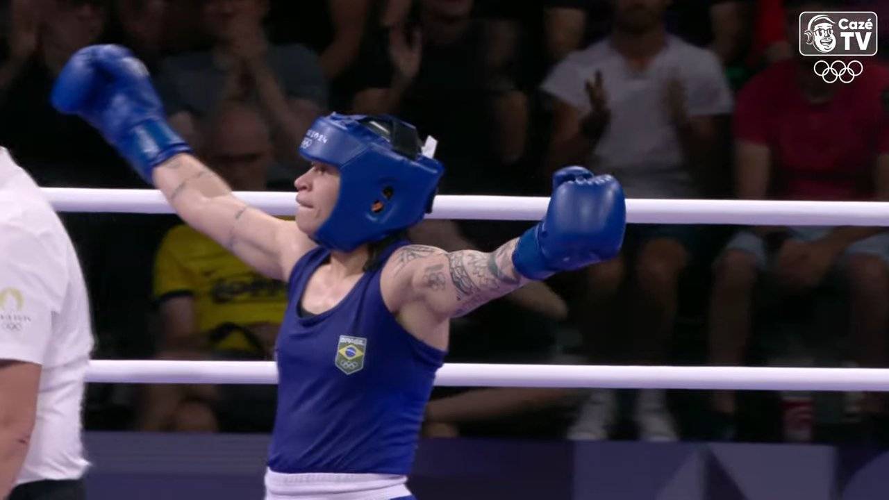 Em busca da 'mãe de todas', Bia Ferreira avança para semifinal do boxe