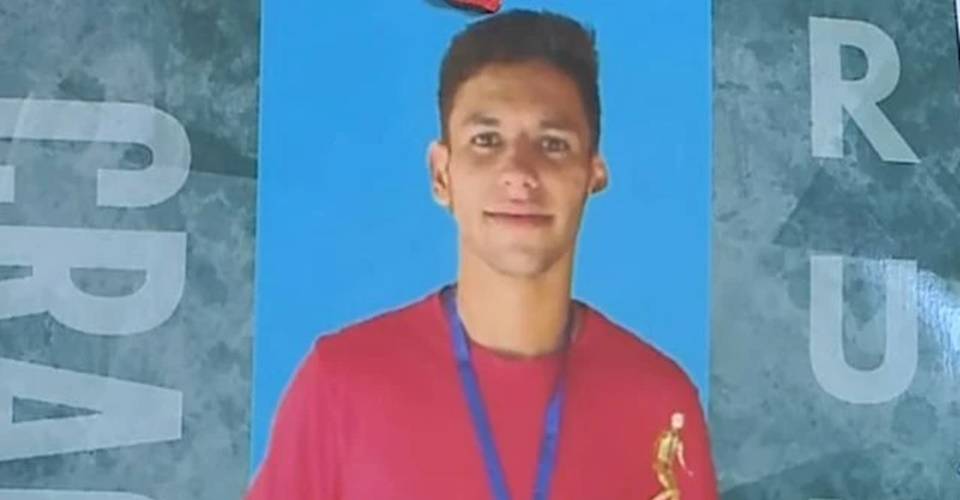 Jogador de futebol amador é morto por colega de time após dívida de R$ 300